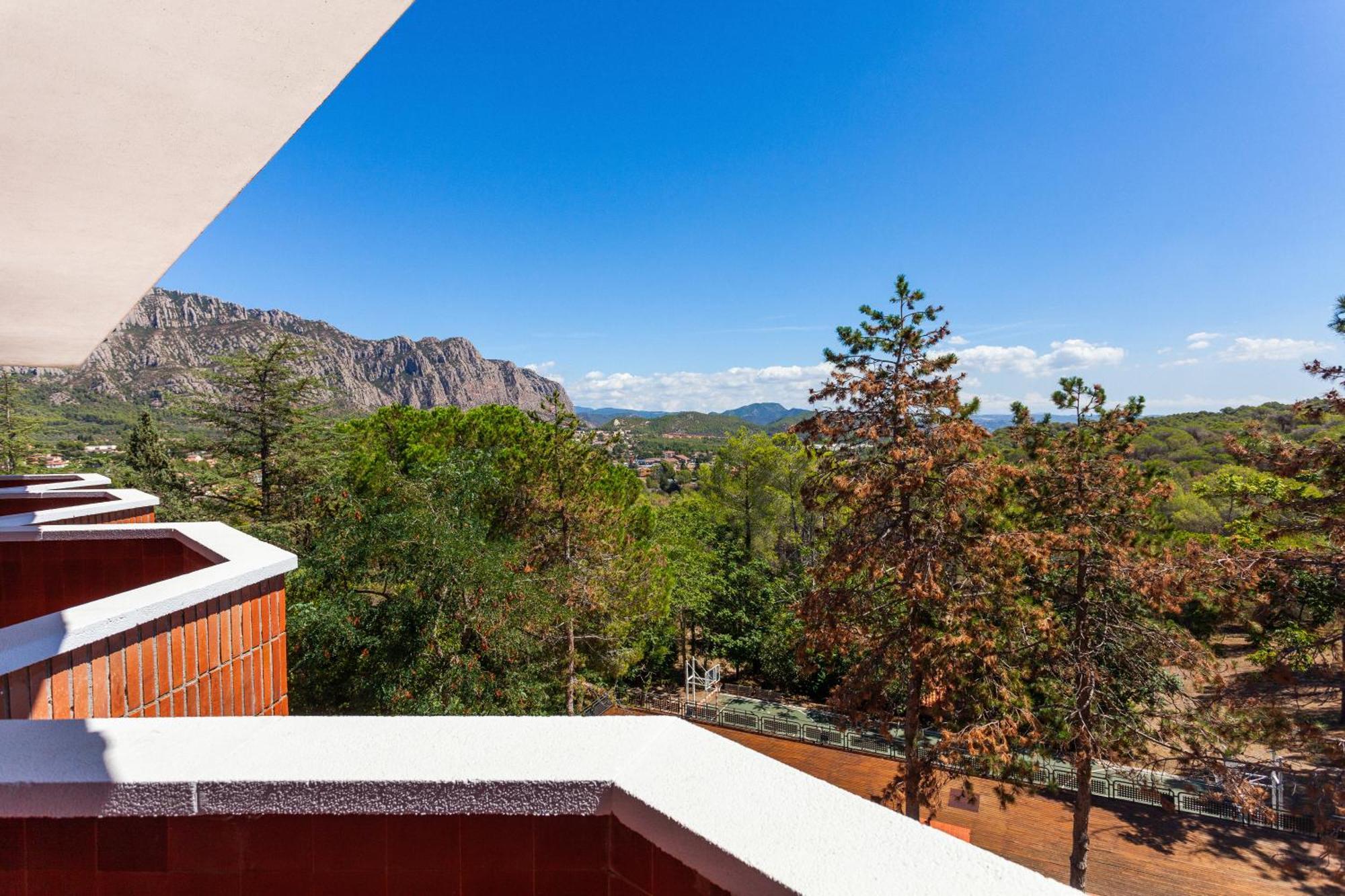 Checkin Montserrat Collbató Dış mekan fotoğraf